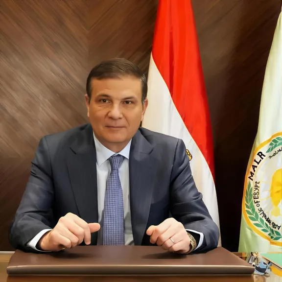 وزير الزراعة يُصدر حركة تغييرات واسعة بالوزارة والمحافظات لرفع كفاءة الأداء وتطوير الخدمات