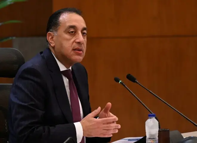 تفعيل غرفة الأزمات بمجلس الوزراء لمتابعة مستجدات الموقف على مدار الساعة