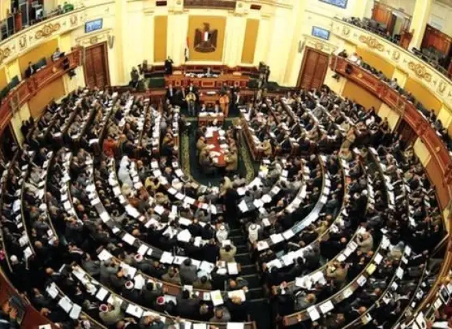 استغاثة المزارعين تصل البرلمان.. إحاطة حول فسخ عقود الأراضي الزراعية