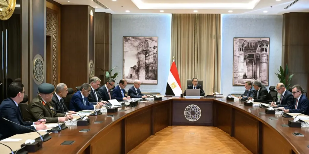 إجراءات حكومية لترشيد الإنفاق والاستهلاك