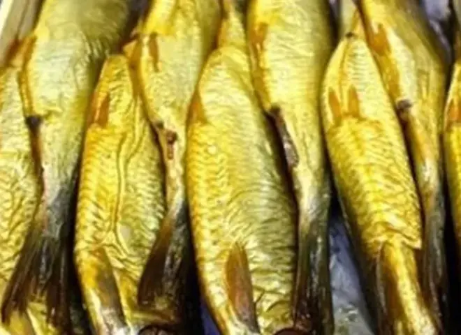 أسعار الفسيخ والرنجة ترتفع بنسبة 30% قبل العيد