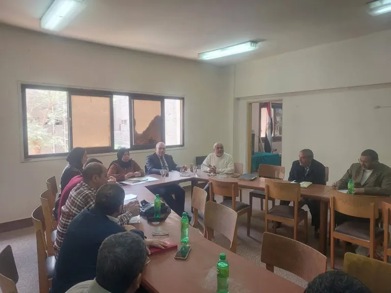 وكيل زراعة سوهاج يكشف تفاصيل تطبيق الدفع الإلكتروني بالجمعيات الزراعية