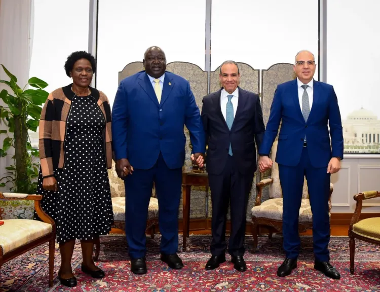 مشاورات مصرية – أوغندية لتعزيز التعاون ودعم التنمية في حوض النيل