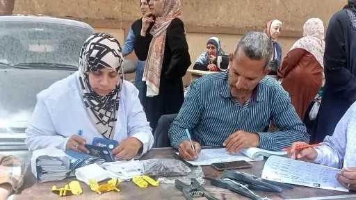 تسليم 298 رأس أغنام في سوهاج ضمن مشروع باب أمل