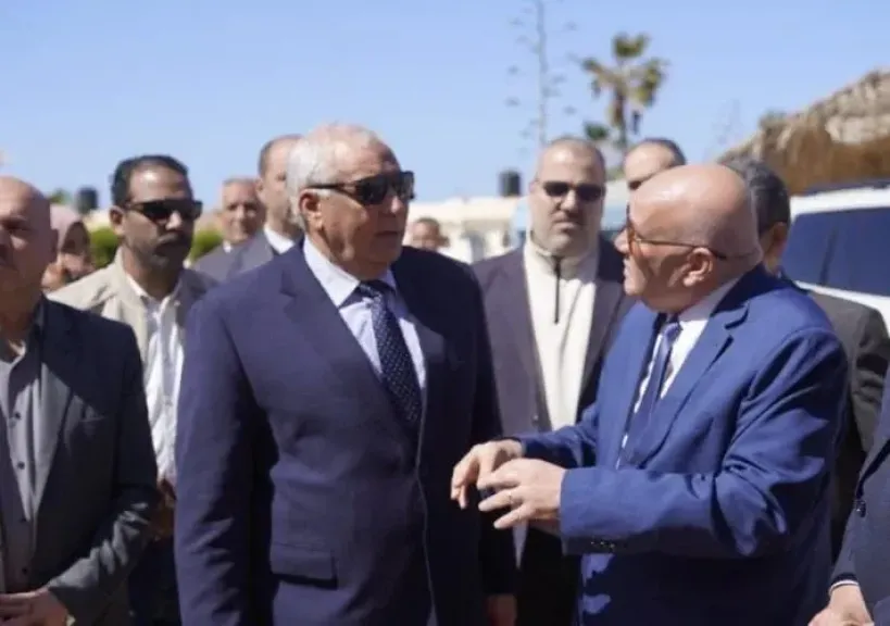 محافظ مطروح يطلق خطة زراعية مبتكرة لدعم الفلاحين