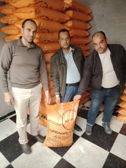 ضبط 6 أطنان أسمدة مدعمة وتحرير محاضر بالمخالفات في النوبارية