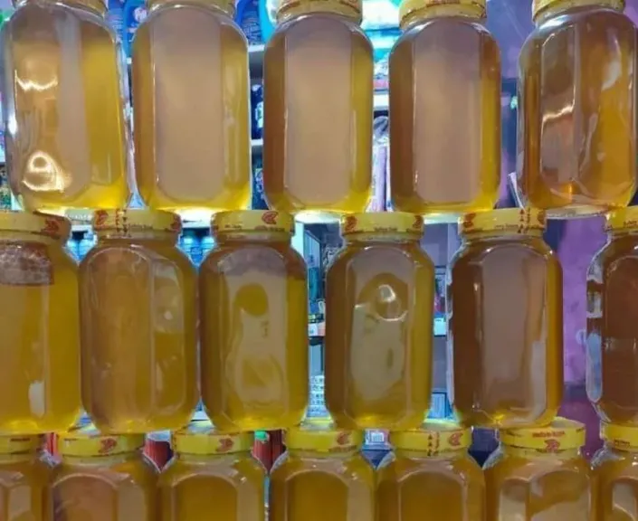 تحذيرات قوية من انتشار العسل المغشوش في الأسواق