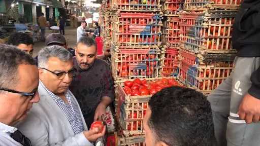 جولة مفاجئة لمحافظ الدقهلية في سوق الجملة لكشف حقيقة أسعار الخضروات