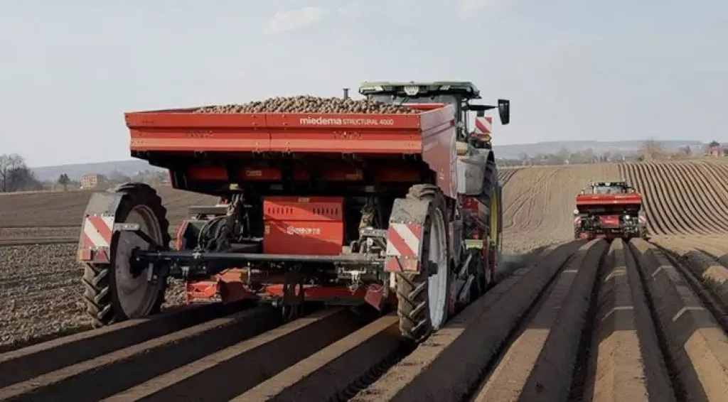 أزمة مضيق هرمز ترفع تكاليف الأسمدة بنسبة 30% وتؤرق مزارعي البطاطس في أوروبا