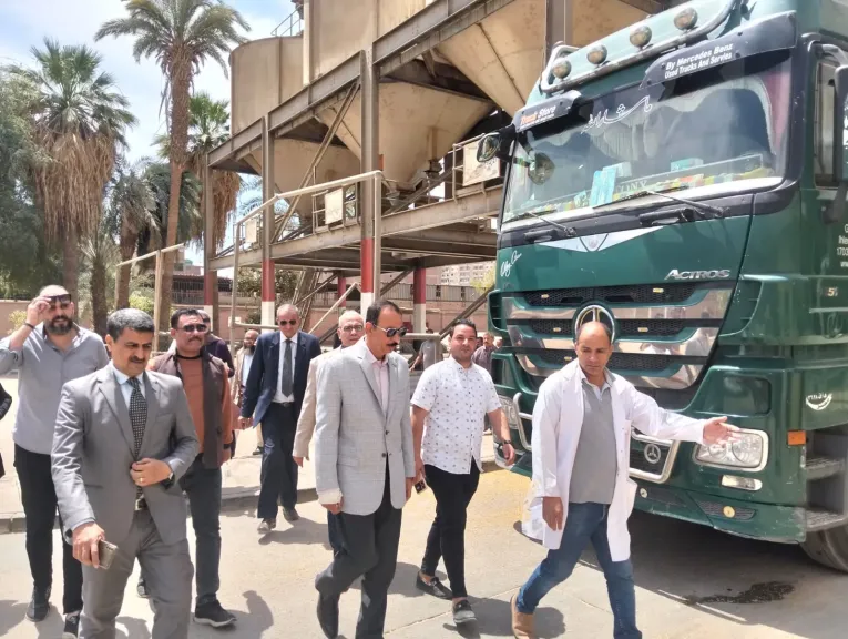محافظ سوهاج يتابع حصاد القمح 2026 ويؤكد دعم المزارعين وزيادة التوريد