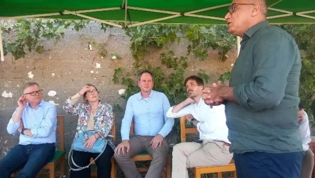 زراعة أسيوط تبحث تطوير الحيازات والابتكار الزراعي