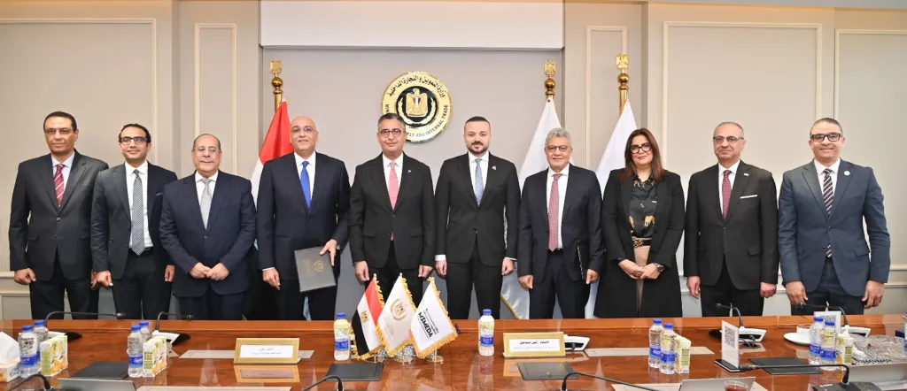 وزير التموين يبحث سبل تعزيز التحول الرقمي لتطوير الخدمات المقدمة للمواطنين