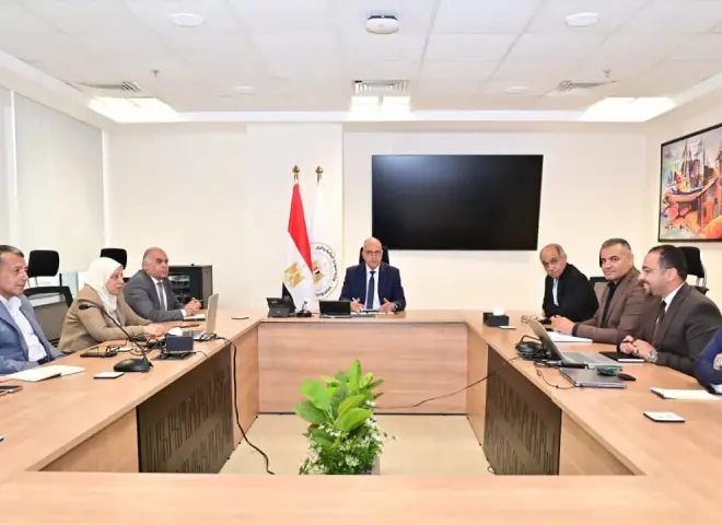 الري تبدأ تنفيذ خطة تطوير إدارة المياه بترعة الإسماعيلية وفروعها
