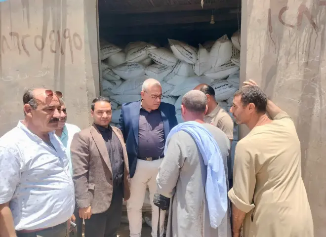 وكيل زراعة سوهاج يقود جولات ميدانية مكثفة بطهطا لضمان توافر الأسمدة