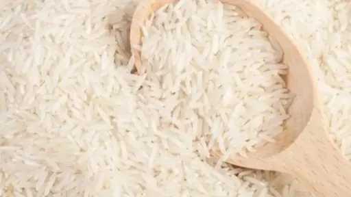 كوبا تتسلم الشحنة الأولى من الأرز الصيني لتهدئة أزمة الغذاء الإنسانية