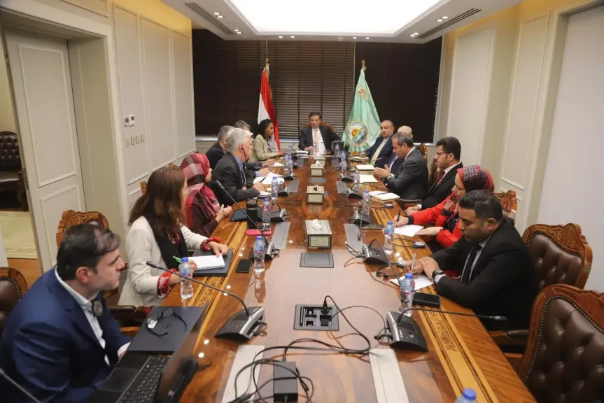 وزير الزراعة والمديرة الإقليمية للبنك الدولي يبحثان تعزيز التعاون الاستراتيجي ومبادرات الأمن الغذائي