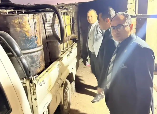 ضربة رقابية بالدقهلية.. ضبط مصنع «بير السلم» لإعادة تدوير زيوت السيارات