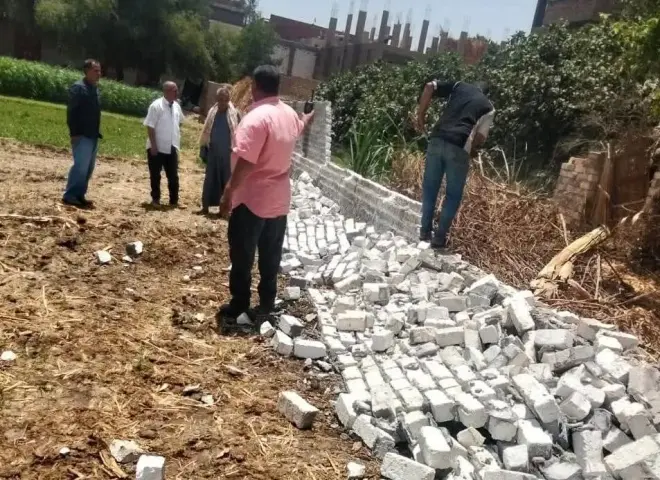زراعة سوهاج تواصل تنفيذ قرارات إزالة التعديات على الأراضي الزراعية