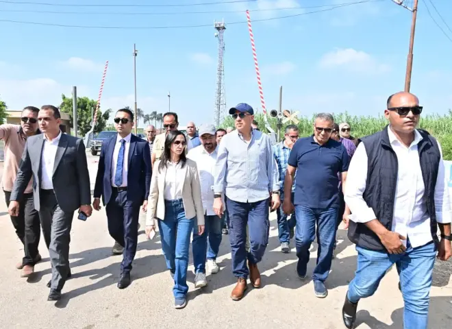 وزير الري ومحافظ البحيرة يتابعان جاهزية المنظومة المائية خلال موسم أقصى الاحتياجات