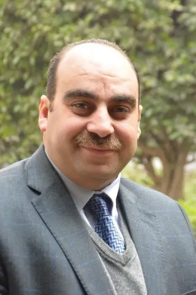 خبير حياة برية يحذر.. إبادة الكلاب الضالة عشوائياً تزيد انتشار الثعابين والفئران
