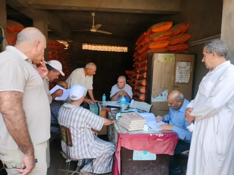 رقابة ميدانية على الجمعيات الزراعية بالدقهلية لضمان وصول الأسمدة المدعمة لمستحقيها