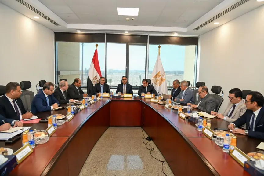 التموين والزراعة وجهاز مستقبل مصر يناقشون الخطوات التنفيذية للمشروع القومي «كاري أون»