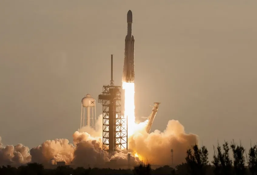 بوليتيكو: الولايات المتحدة بصدد إغلاق مشروعين لأبحاث طفيلي السيكلوسبورا
