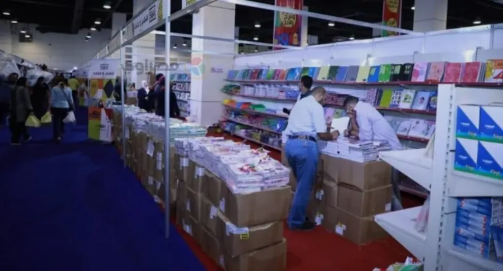 تخفيضات تصل لـ 40%.. كيف يخفف معرض ”أهلاً مدارس” أعباء العام الدراسي عن كاهل الأسرة المصرية؟