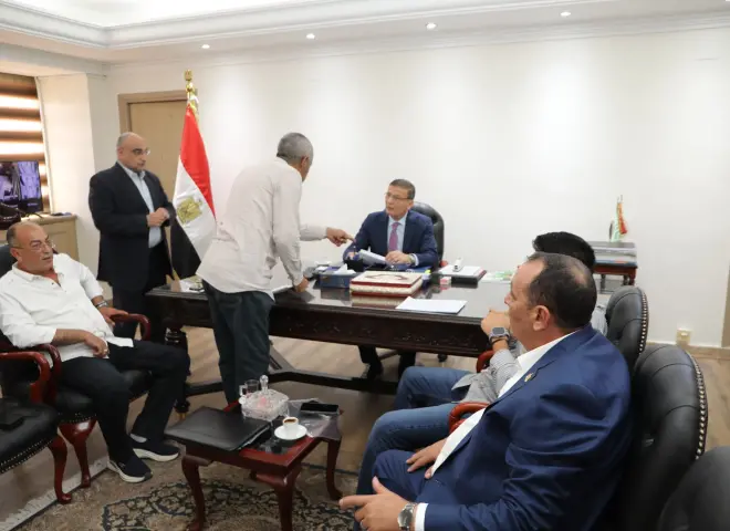 وزير الزراعة يوجه قطاعات الوزارة بالتفاعل الفوري مع طلبات نواب الشعب لتلبية احتياجات المزارعين