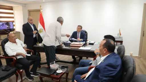 وزير الزراعة يوجه قطاعات الوزارة بالتفاعل الفوري مع طلبات نواب الشعب لتلبية احتياجات المزارعين