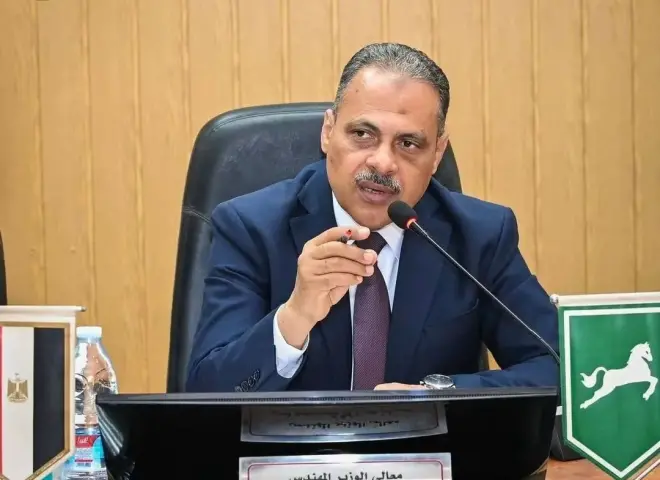 تحرك عاجل لمحافظة الشرقية والبيئة للإمساك بـ تمساح بلبيس بالمجاري المائية