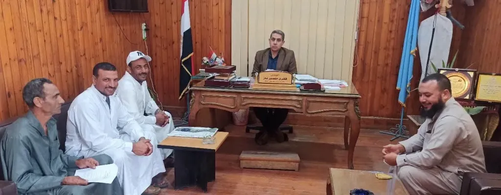 وكيل زراعة كفر الشيخ يوجه بمعاينة عاجلة لمصرف أبو لولو