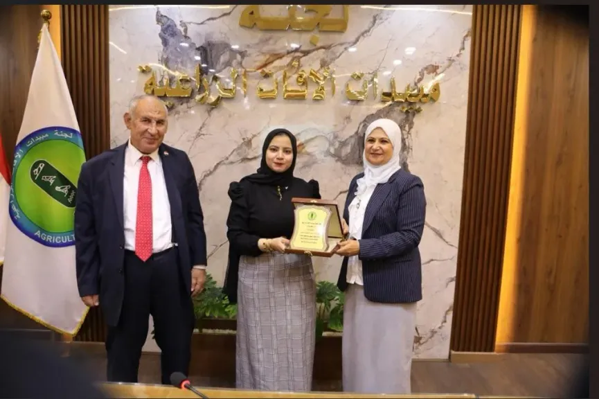 مبيدات الآفات الزراعية تكرم مهندسة شابة لريادتها في إنتاج الأعداء الحيوية