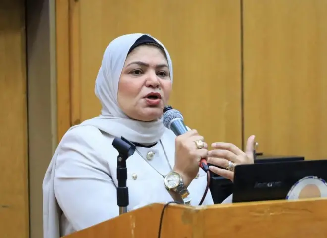 عميدة طب بيطري أسيوط: جهود النقابة رفعت مكانة المهنة وزاد الإقبال على كلياتها