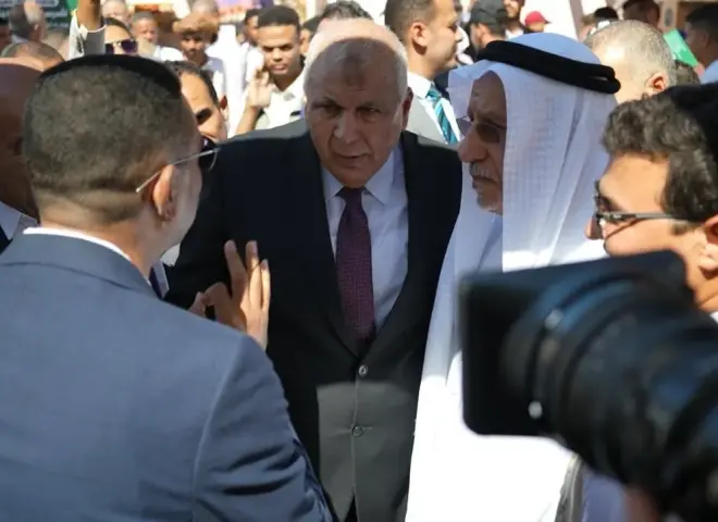 جناح شركة بشاير سيوة يستقبل محافظ مطروح اللواء محمد الزملوط فى المهرجان الدولى للتمور