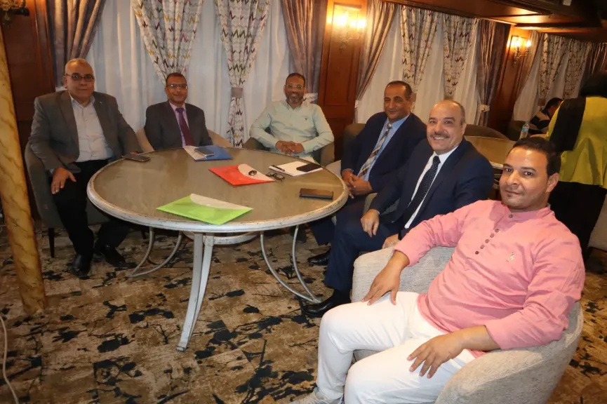محافظ أسيوط: التوسع في التحسين الوراثي للثروة الحيوانية ورفع كفاءة الخدمات البيطرية لدعم صغار المربين