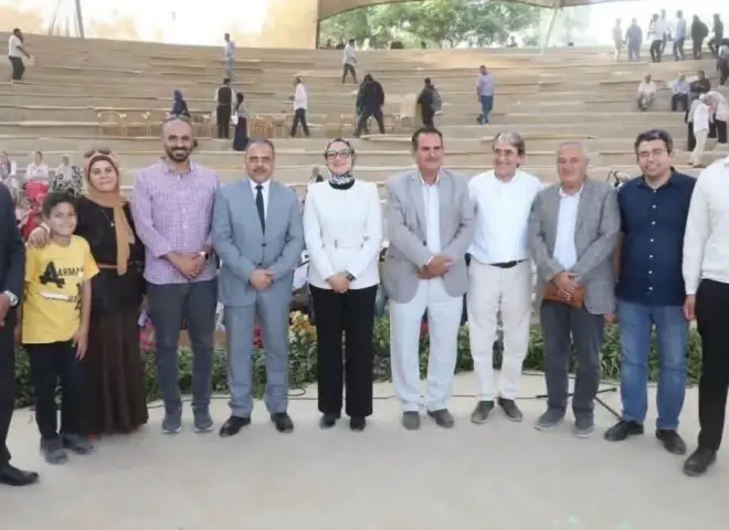 شراكة استثمارية لتطبيق الزراعة الحيوية والنباتات الطبية على مساحة 20 ألف فدان بالوادي الجديد