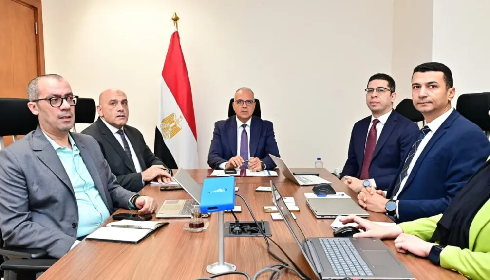 وزير الري يتابع جهود رصد المنظومة المائية باستخدام صور الأقمار الصناعية