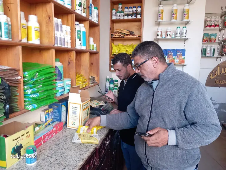 تحريز مبيدات مخالفة وإحالة المتورطين للجهات القضائية في كفر الشيخ