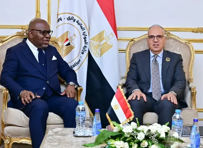 وزير الري يبحث مع وزير الطاقة والهيدروليكا بالكونغو تعزيز التعاون المائي وتبادل الخبرات وبناء القدرات