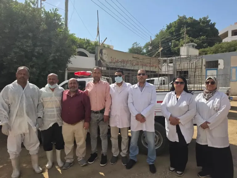 بيطري سوهاج يتحرك لمواجهة عقر الكلاب بقرية أولاد عزاز.. تحصين 48 كلبًا والتحفظ على 7 آخرين